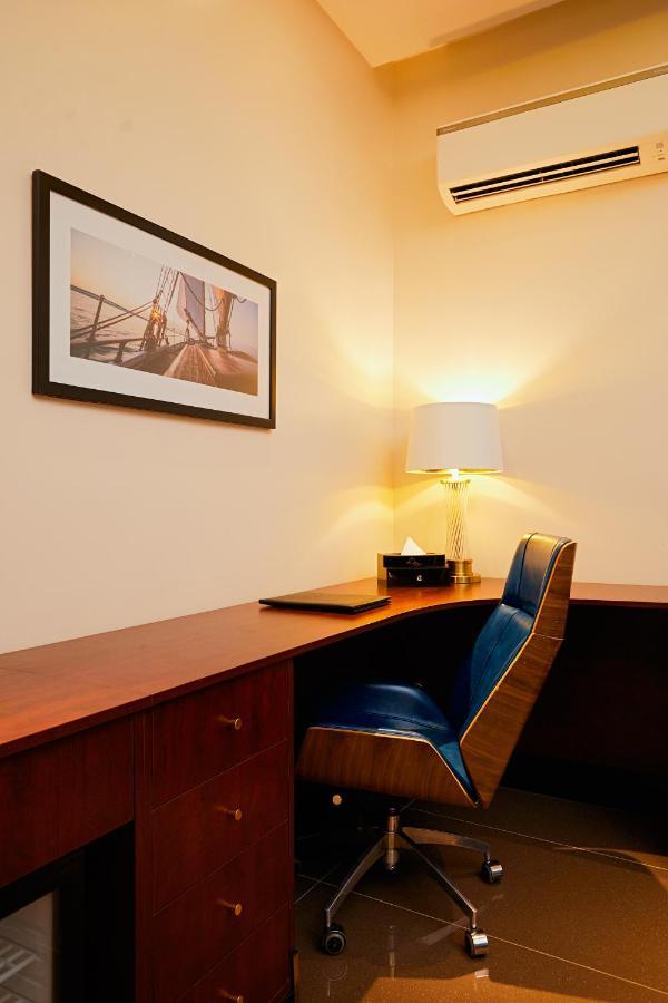 The Yacht Hotel Sea Front Lekki Phase 1 Lagos Dış mekan fotoğraf