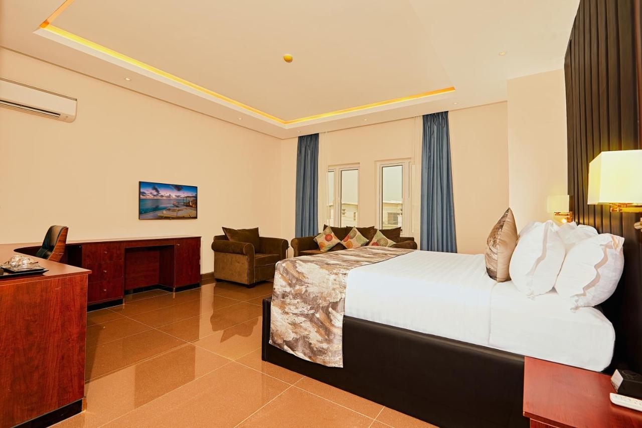 The Yacht Hotel Sea Front Lekki Phase 1 Lagos Dış mekan fotoğraf