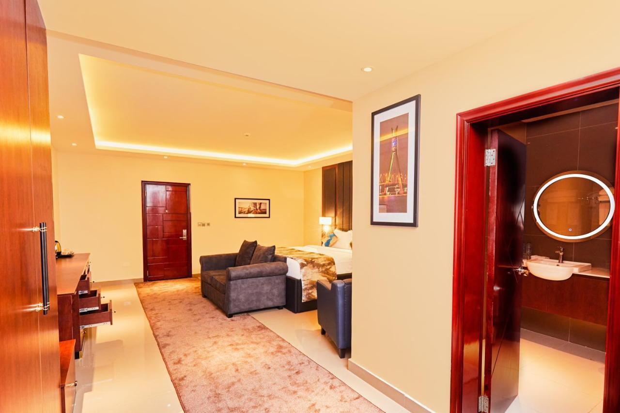 The Yacht Hotel Sea Front Lekki Phase 1 Lagos Dış mekan fotoğraf