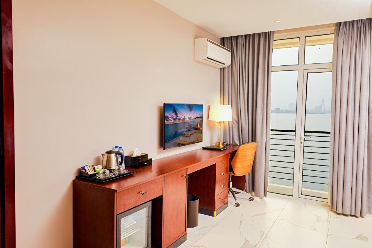The Yacht Hotel Sea Front Lekki Phase 1 Lagos Dış mekan fotoğraf